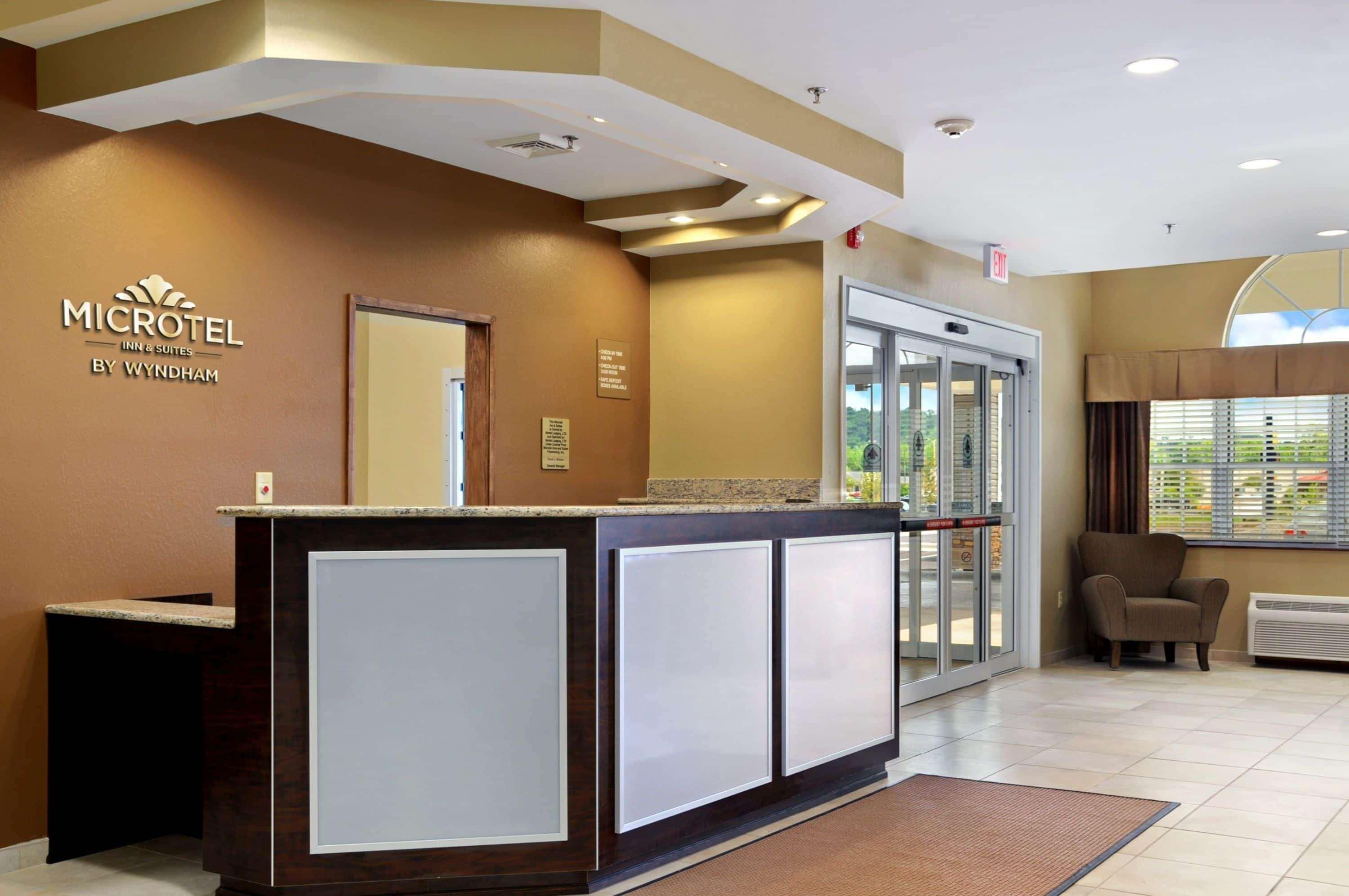 Microtel Inn & Suites By Wyndham Marietta Buitenkant foto